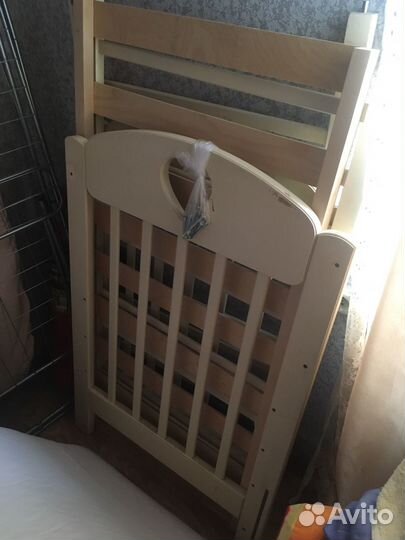 Кроватка с матрасом детская