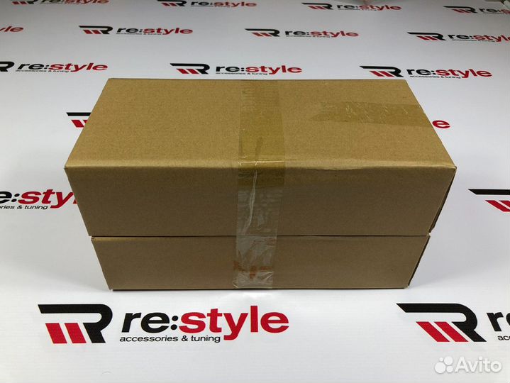 Стопы Toyota Land Cruiser 80 Красно-Белые K2432