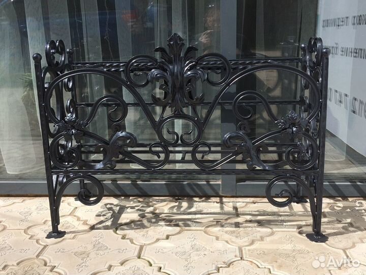 Цветочница напольная