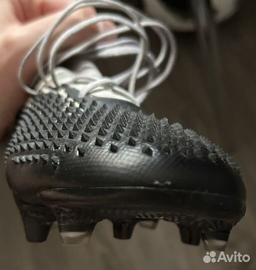 Бутсы adidas predator