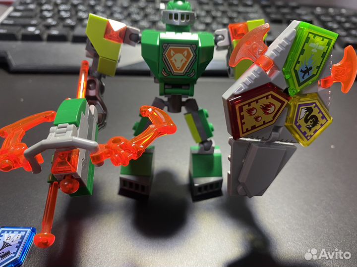 Lego nexo knights Боевые Доспехи Аарона 70364