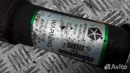 Стойка передняя левая jeep grand cherokee WK2 (MML