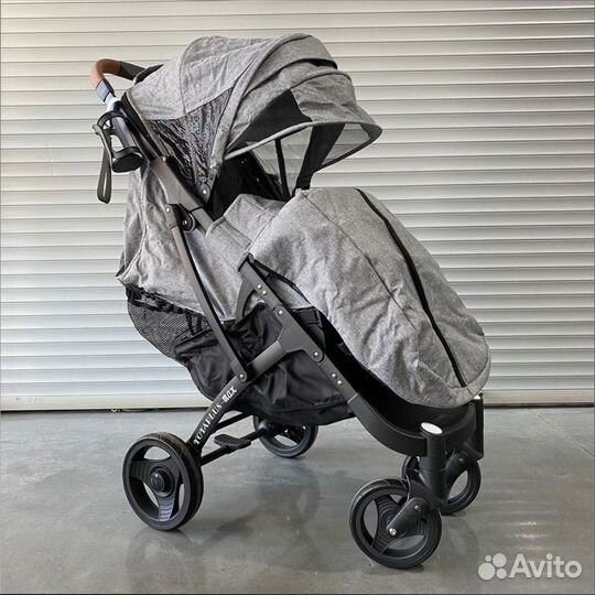 Yoya Plus Коляска