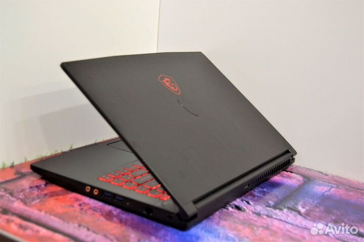 Игровой ноутбук MSI 144гц в рассрочку