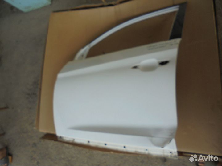 Дверь передняя левая Hyundai Tucson 3