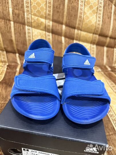 Босоножки adidas