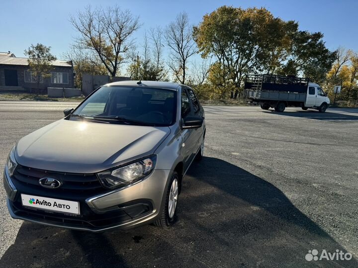 LADA Granta 1.6 МТ, 2020, 105 000 км