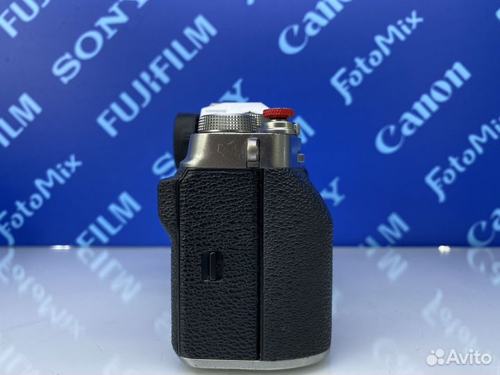 Fujifilm X-T4 body (sn:4564)