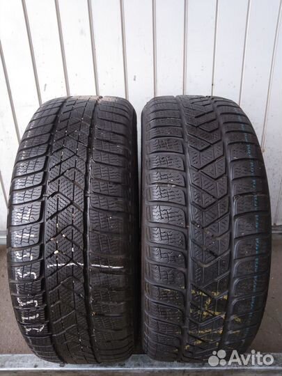 Pirelli Winter Sottozero 3 215/55 R17