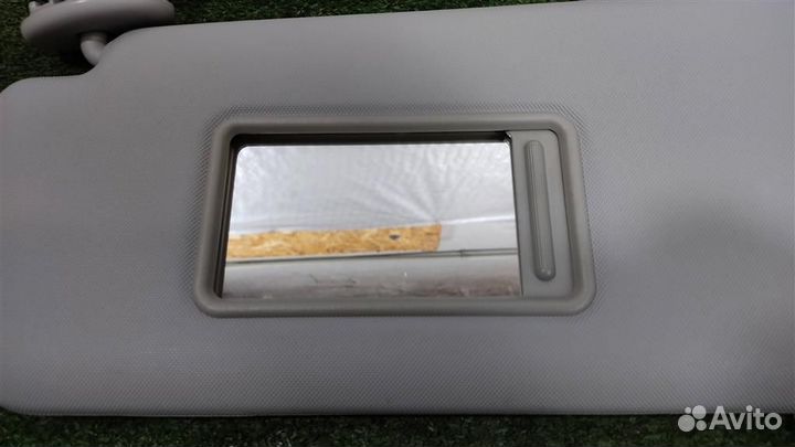 Козырек солнцезащитный (комплект) Toyota Verso R2