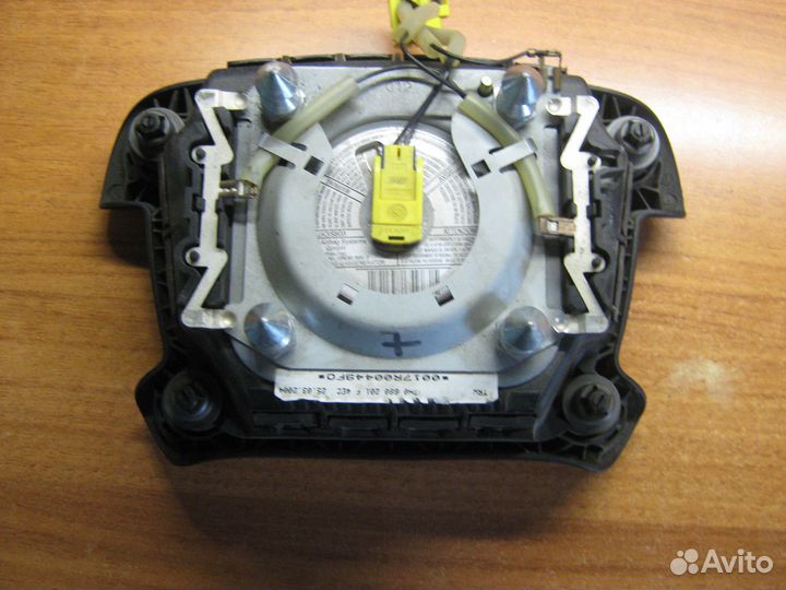 Продам подушку SRS руля VW B5