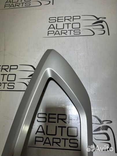 Накладка на фонарь правая Kia Soul AM G4FC 2009