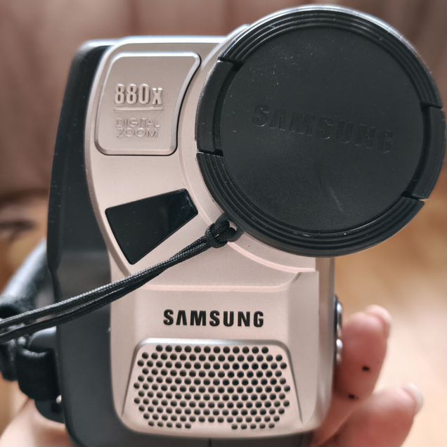 Видео камера samsung