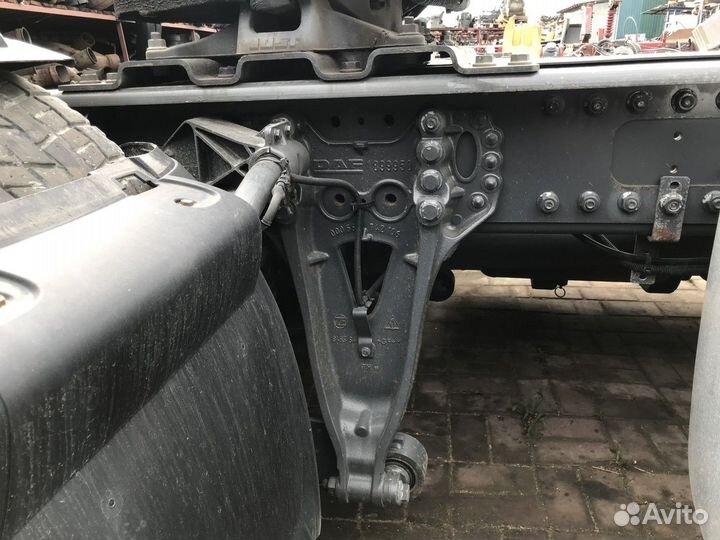 1899950 Кронштейн реактивной тяги Daf XF106