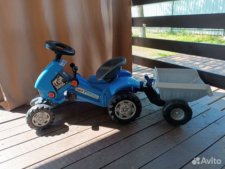 Игрушечный трактор с прицепом полесье
