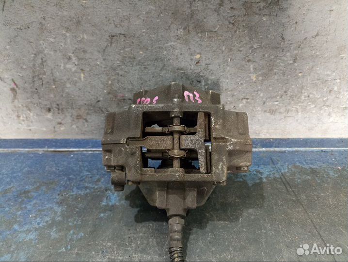 Суппорт задний правый Chrysler Crossfire