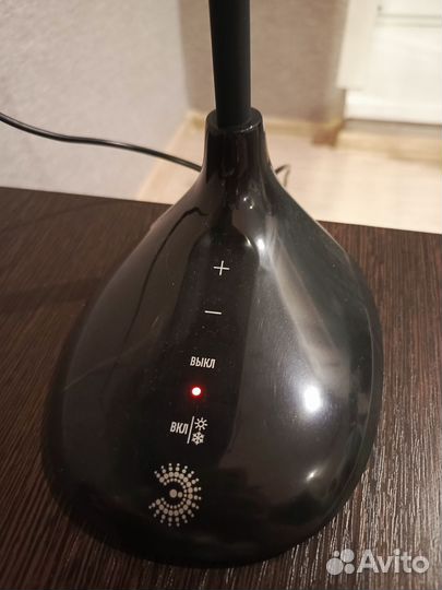 Лампа настольная