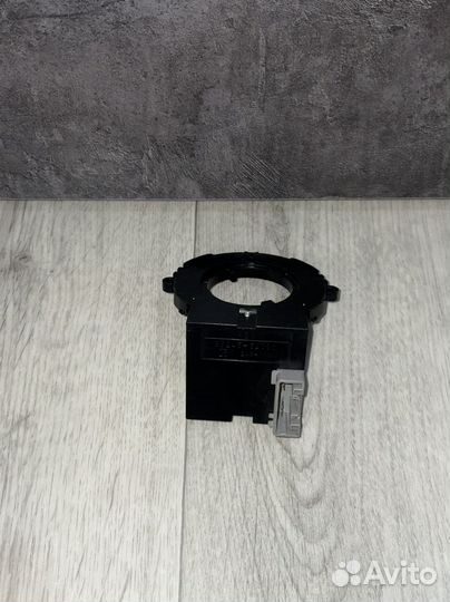 Датчик угла поворота рулевого колеса Toyota Lexus