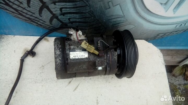 Компресор кондиционера на mazda MPV ll