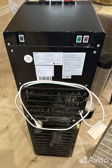 Кулер для воды HotFrost V400AS серебристый