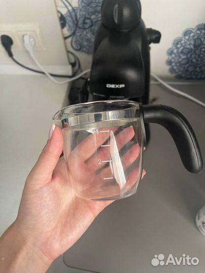 Кофеварка рожковая dexp EM-800