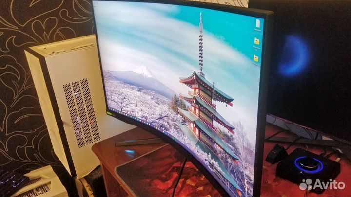 Монитор Samsung Odyssey G7 C32G75tqsi VA 240 Гц