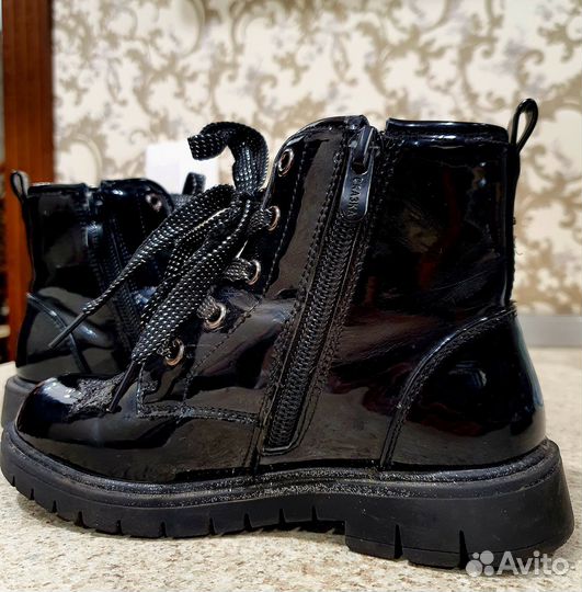 Детские ботинки зимние лакированные