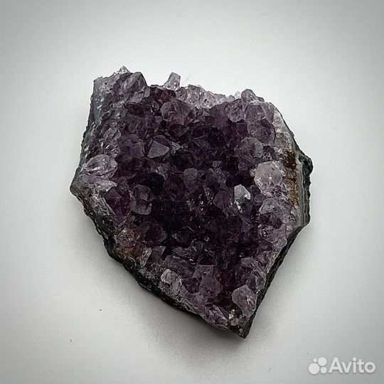 Аметист друза минерал натуральный камень