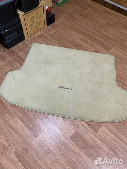 Коврик в багажник lexus