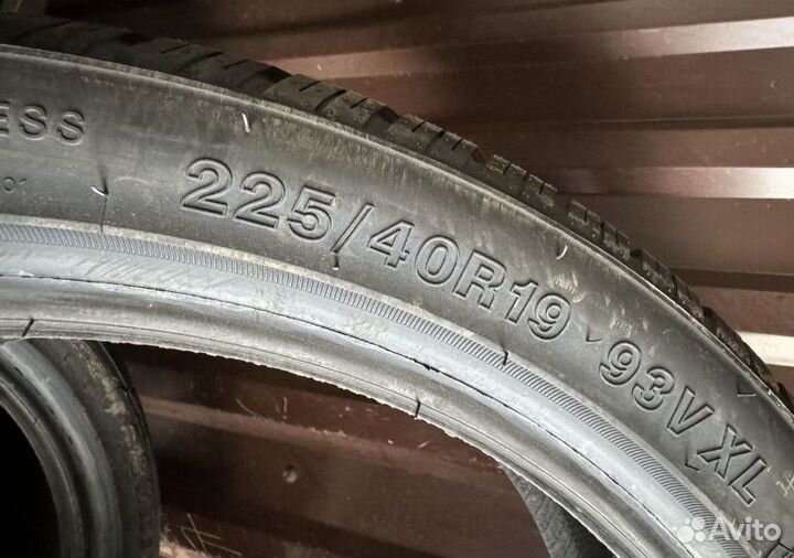 Sonix WinterXPro 888 225/40 R19 93V