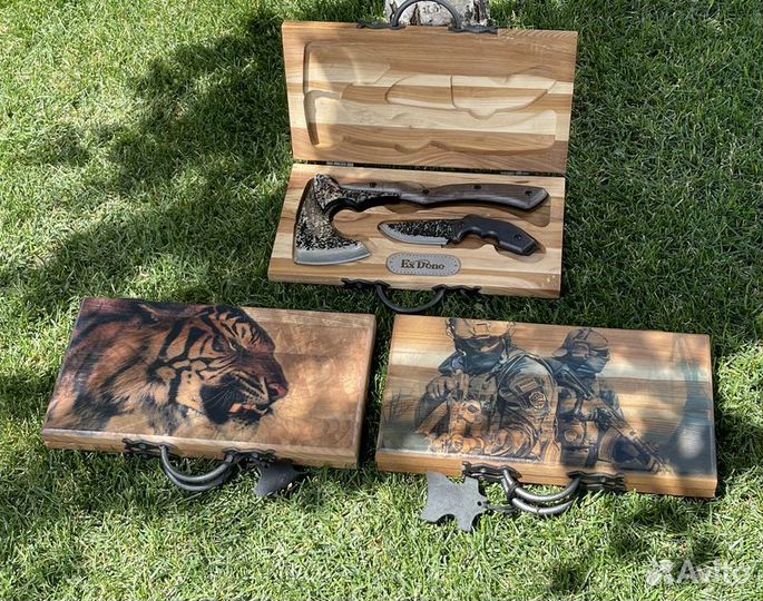 Набор в деревянном кейсе топор + нож