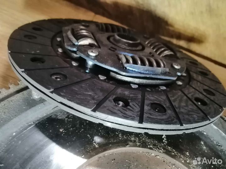 Комплект сцепления VW Passat B3 1.6, 1.8