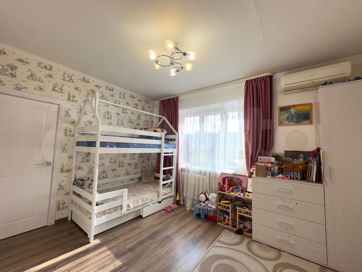 2-к. квартира, 47 м², 4/5 эт.