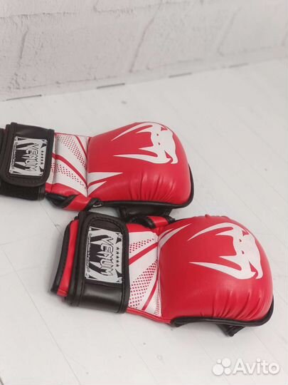 Перчатки крабы