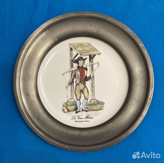 Фарфоровые тарелки настенные