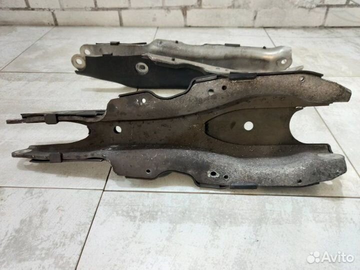 Рычаг подвески задний Mercedes Cl500 W215 113.960