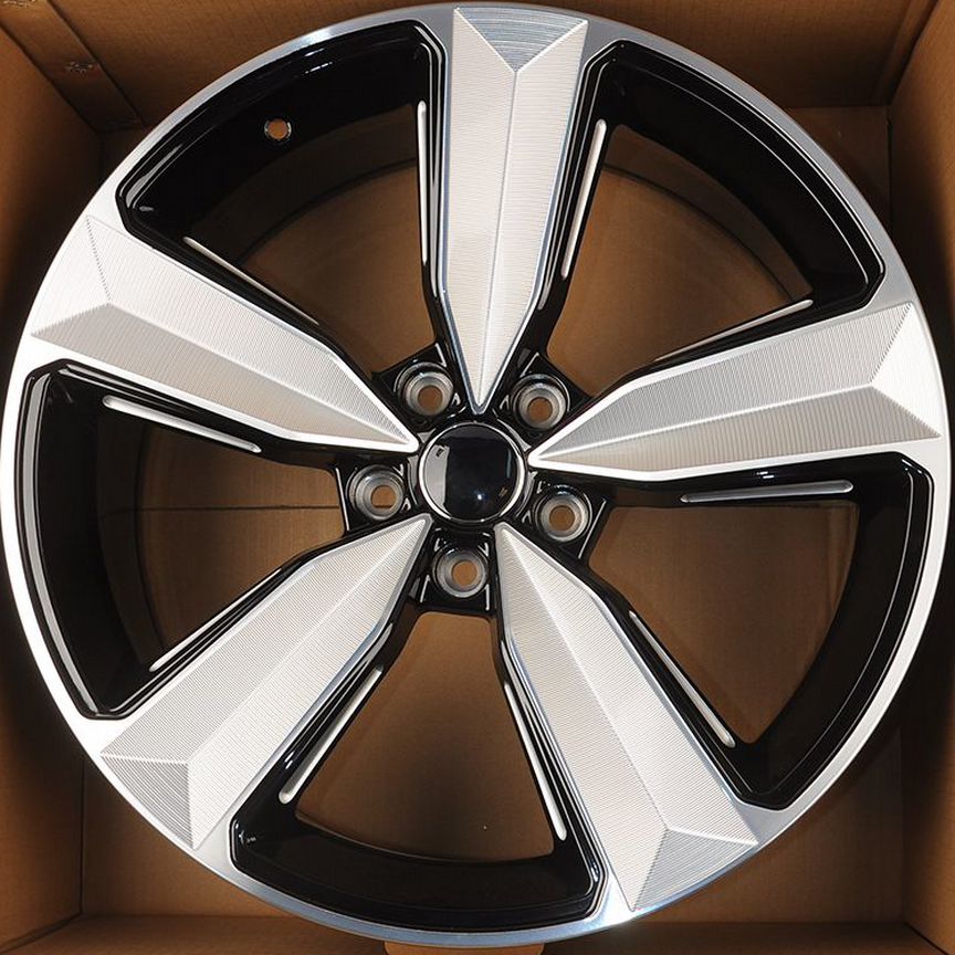 Литые диски Ispiri Wheels 7.5×R17 5×112