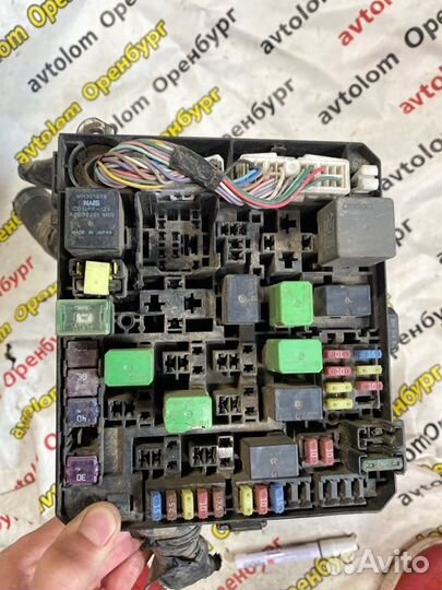 Блок предохранителей Mitsubishi Lancer 10