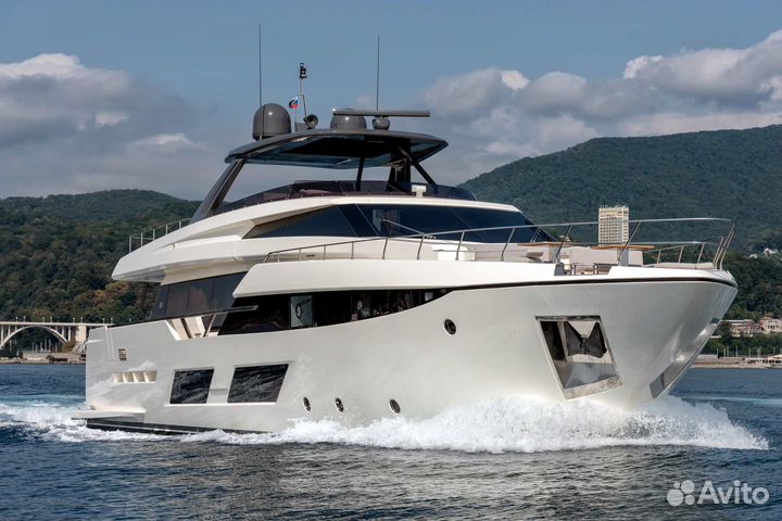 Аренда моторных Яхт Премиум класса в Ялте