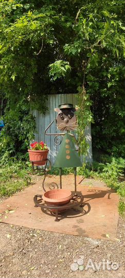 Подставка для цветов уличная