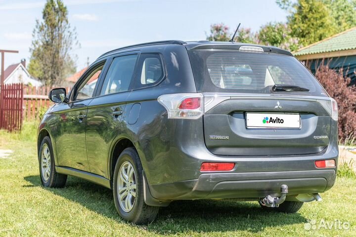 Mitsubishi Outlander 2.0 CVT, 2014, 150 000 км
