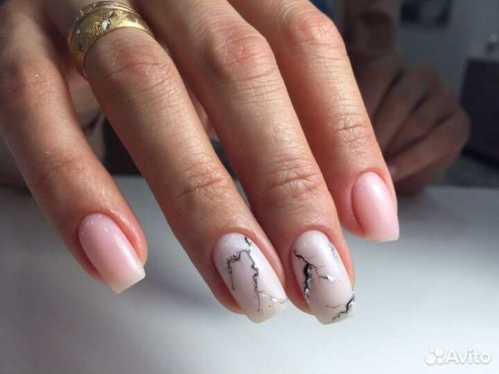 Маникюр с выравниванием