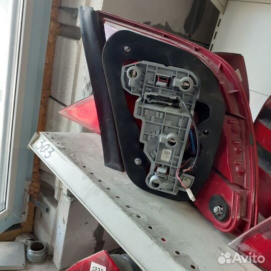 Мерседес 204 фонарь универсал задний правый