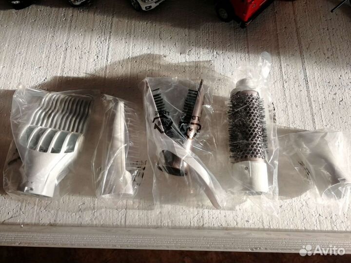 Фен-щетка Rowenta Новый