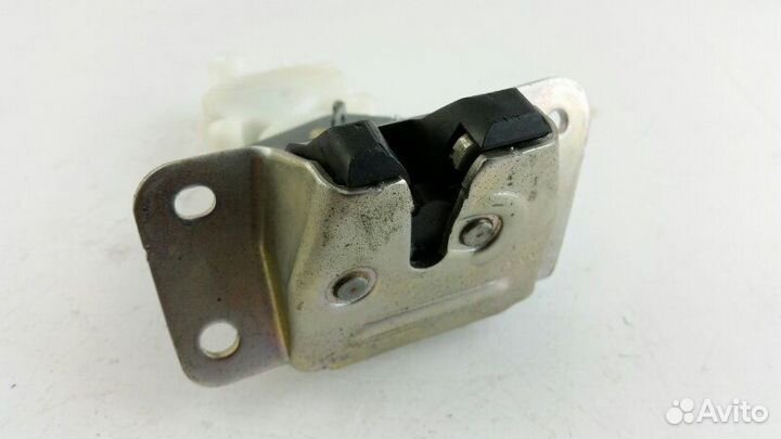 Замок багажника Mitsubishi Outlander CW5W 2010