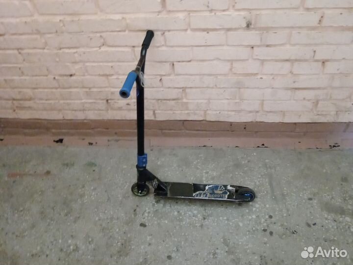 Трюковой самокат