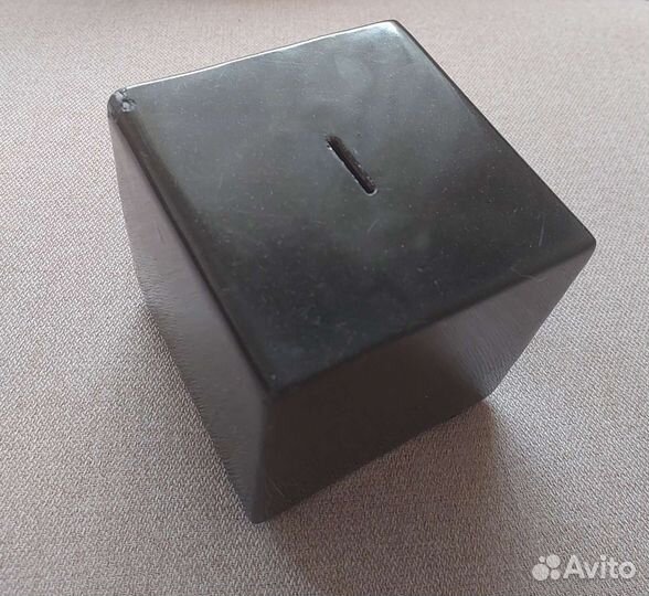 Копилка металлическая