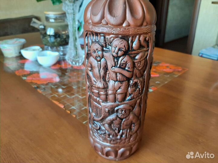 Бутылка глиняная