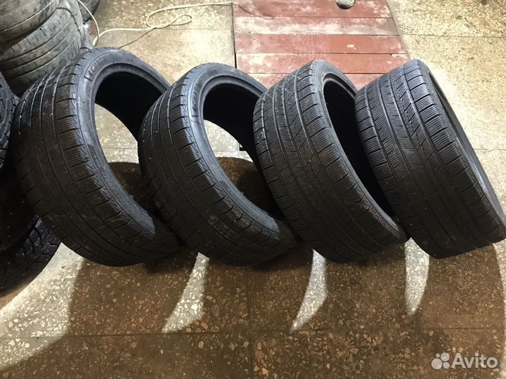 Charmhoo Ice3 235/40 R19