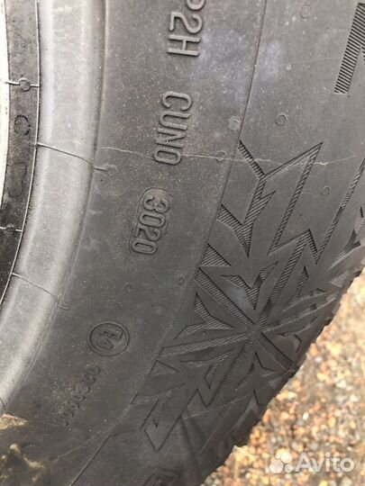 Continental IceContact 2 SUV 285/65 R17